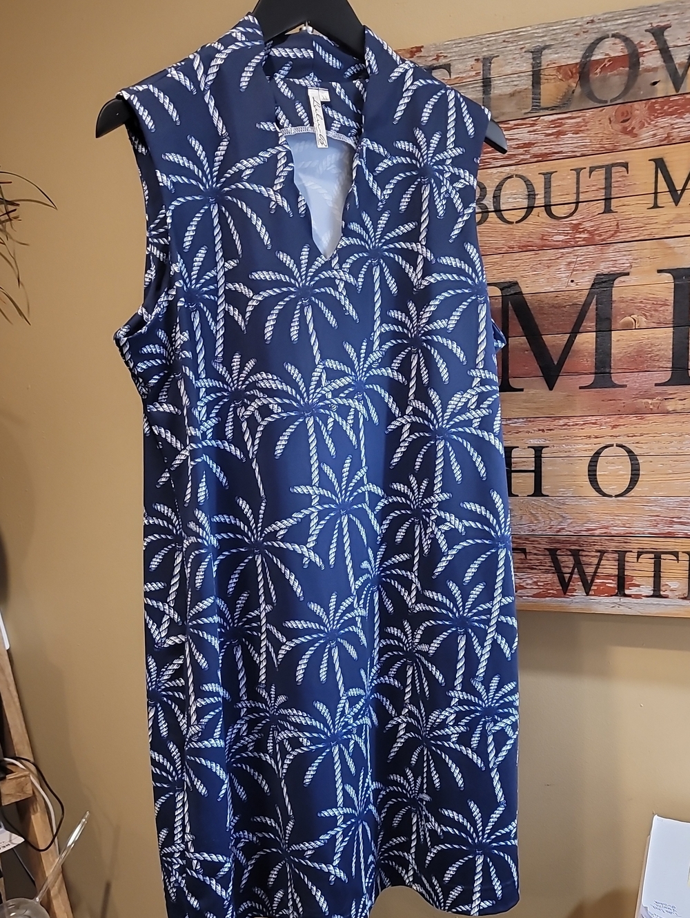 Lulu-B Navy and White Palm-Print Sleeveless Shift Dress